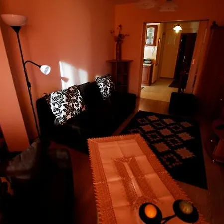 24 W Centrum Apartamento *